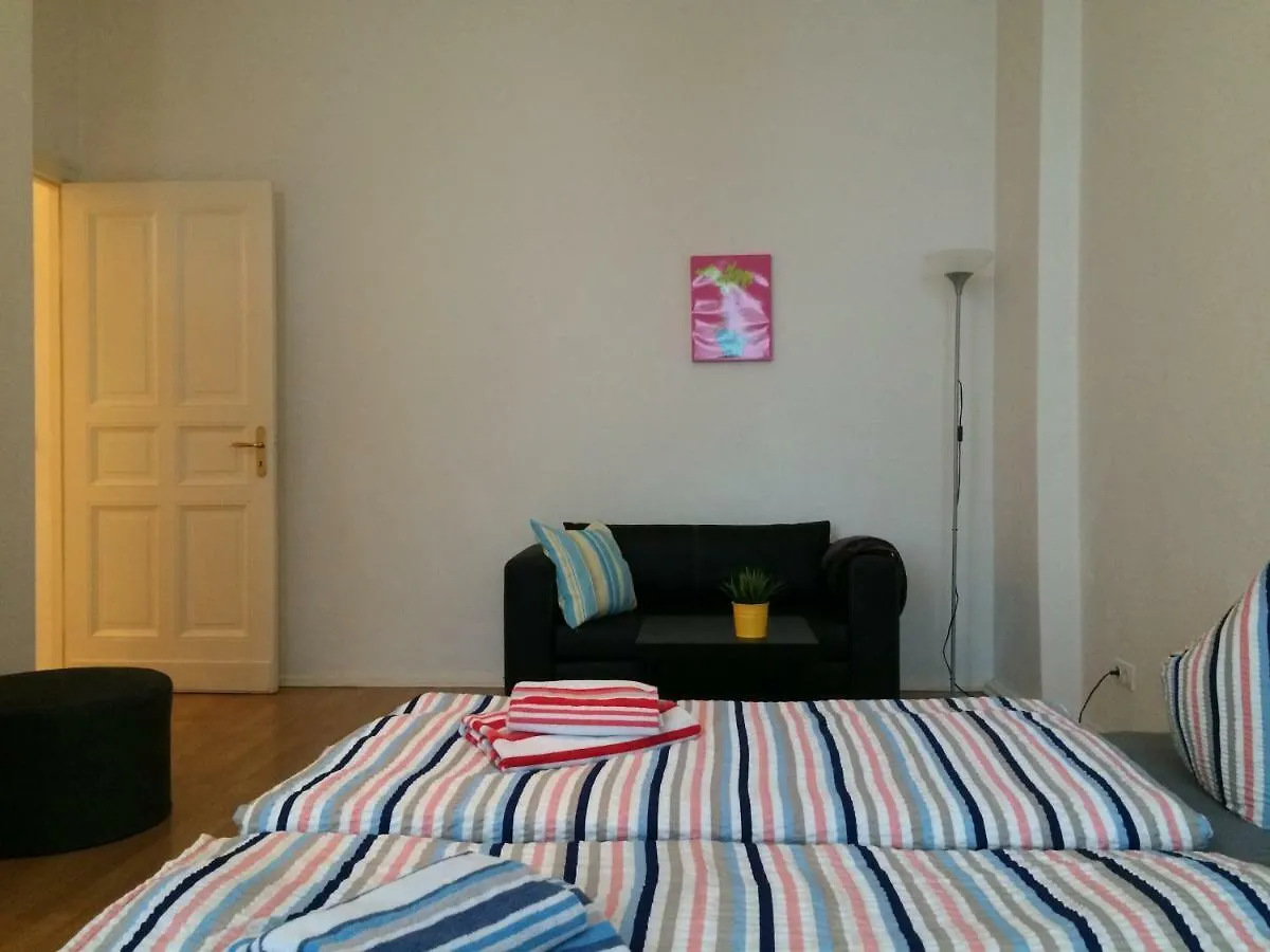 Schicke Und Gunstige Ferienwohnung Im Prenzlauer Berg Berlin 0*,  Deutschland